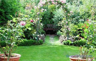 Grădina engleză - zece principii de bază ale aranjamentului său
