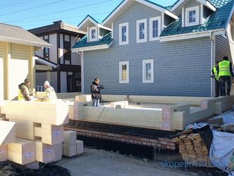 Proiecte de case din lemn lipit in tara 