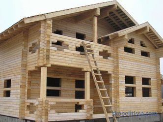 asamblare de case din lemn, tehnologie de montaj, fotografie